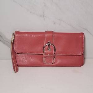 New York & Co. | Coral envelope clutch NWT